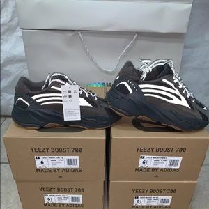 Adidas Yeezy Boost 700 V2 “Geode”